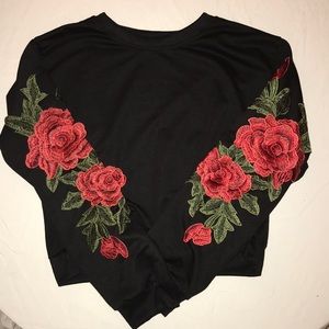 Rose Embroidery Black Crop Sweatshirt